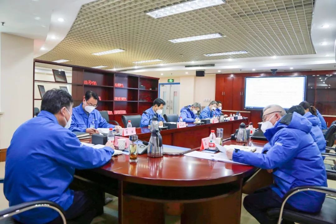 严鉴铂：贯彻新精神 凝聚新合力 制胜新赛道